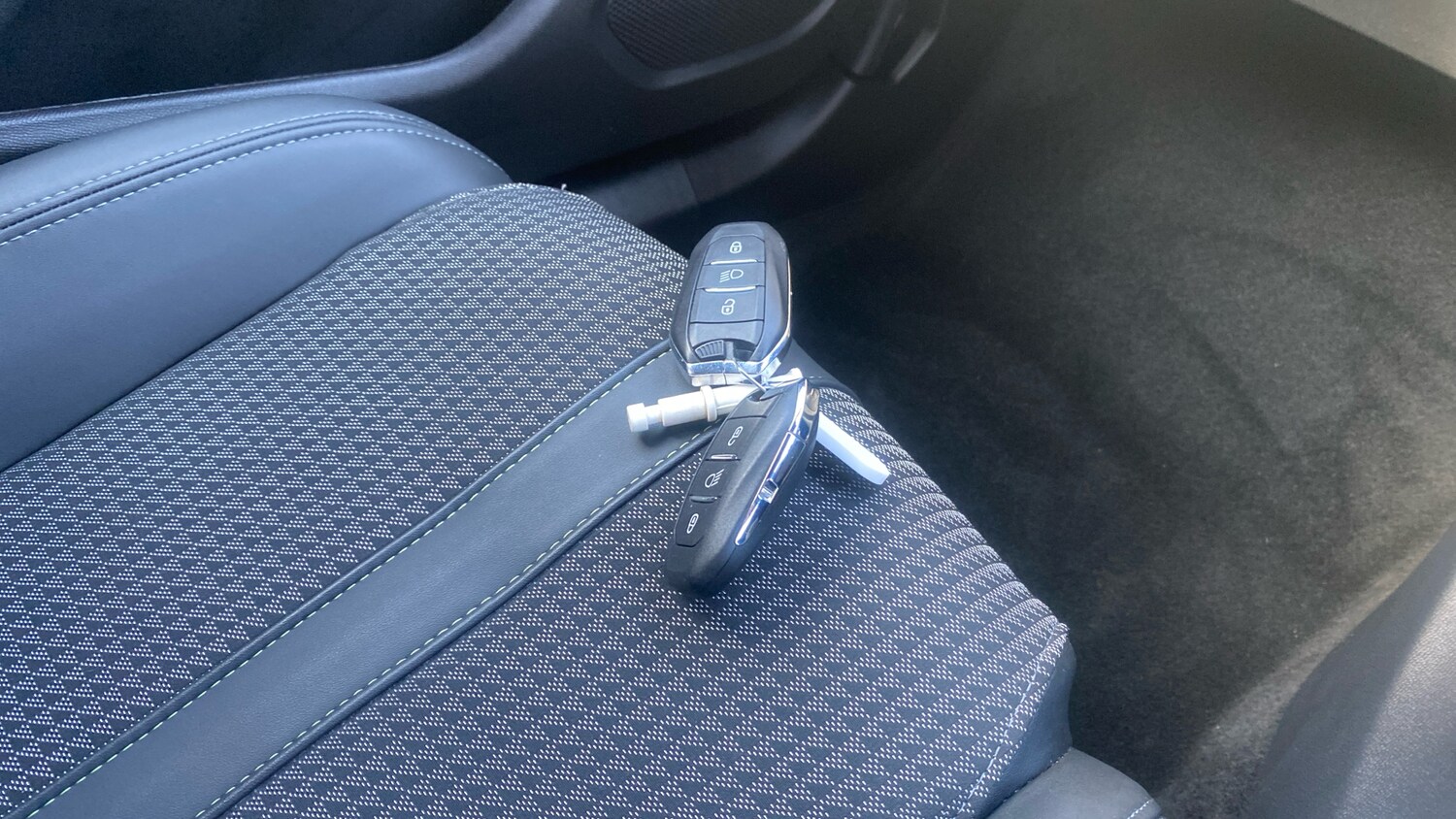 Used Peugeot 2008 2023 for sale - 77945944: Photo 20