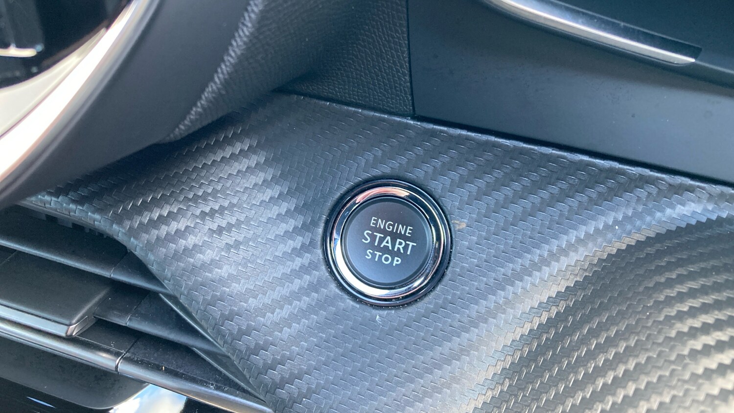 Used Peugeot 2008 2024 for sale - 78064352: Photo 23