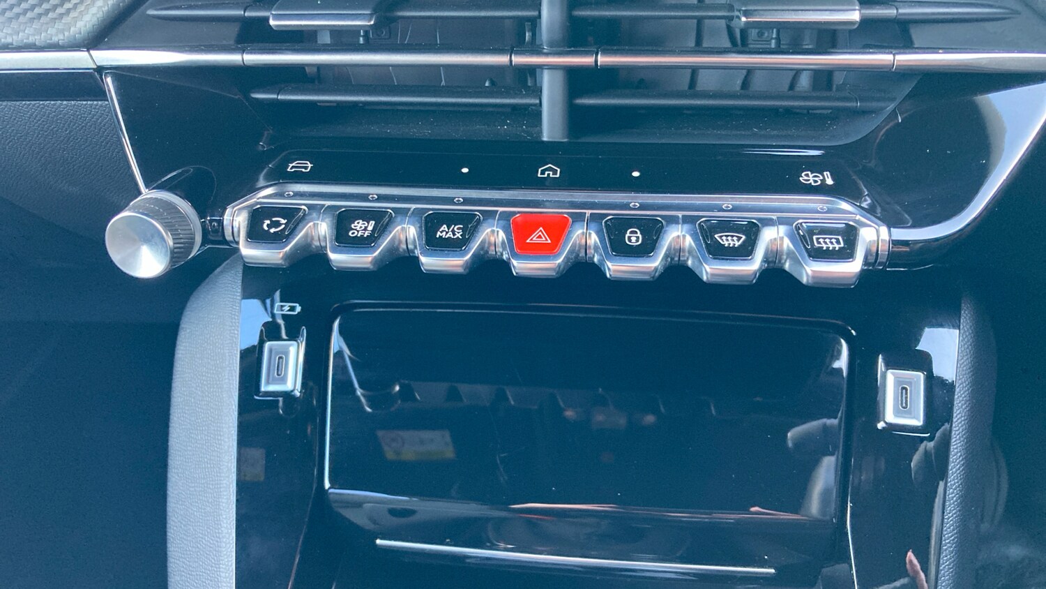 Used Peugeot 2008 2024 for sale - 78064352: Photo 33