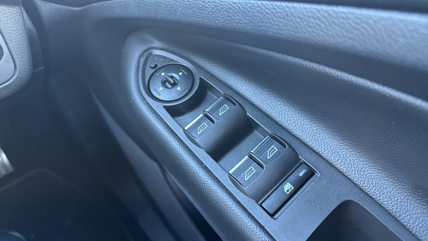 Used Ford Kuga 2019 for sale - 76580626: Photo 21