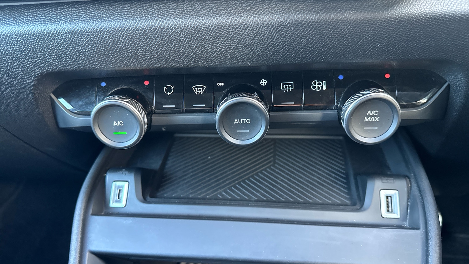 Used Citroen C4 2022 for sale - 76366837: Photo 38