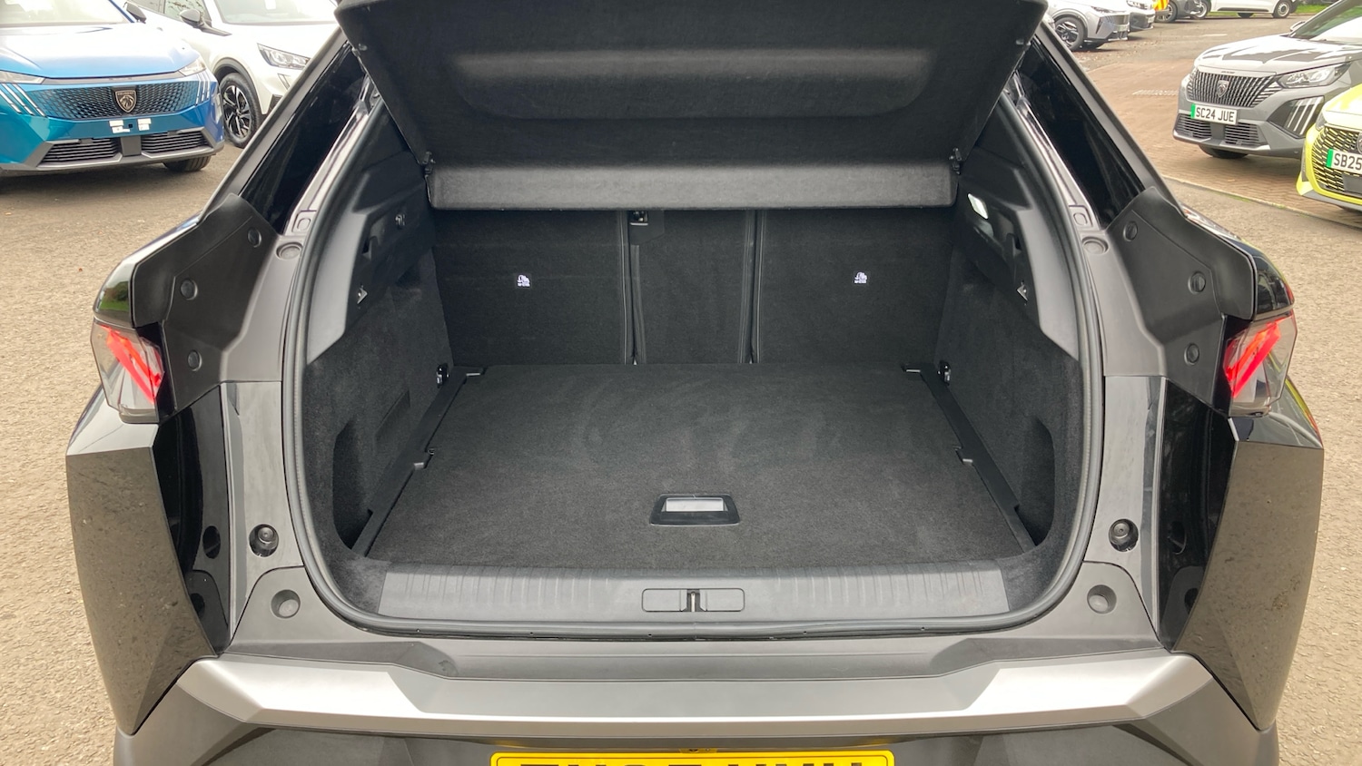 Used Peugeot 3008 2025 for sale - 76262810: Photo 4