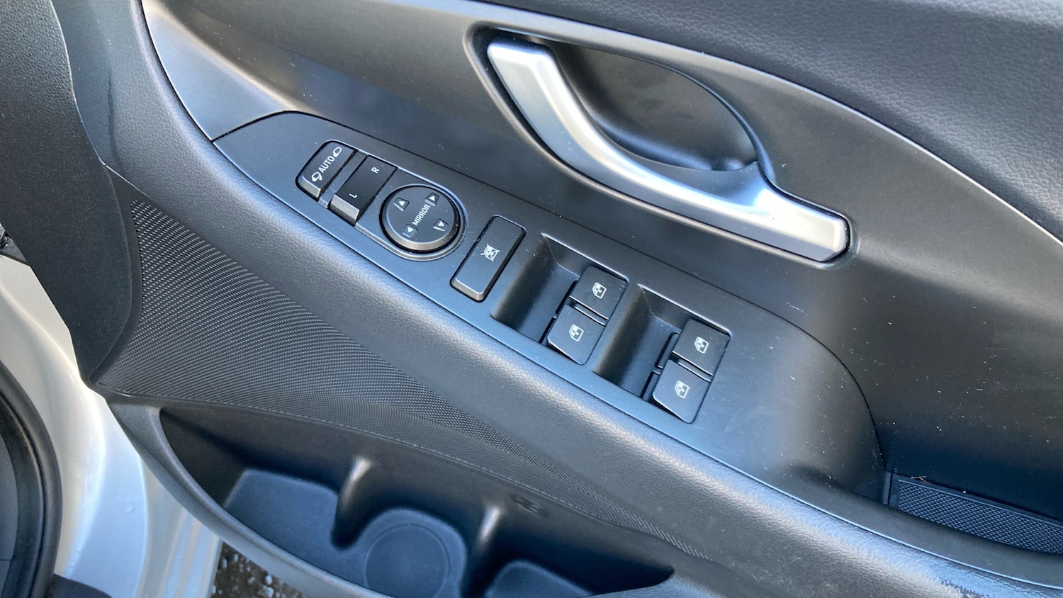 Used Hyundai i30 2017 for sale - 76352934: Photo 29