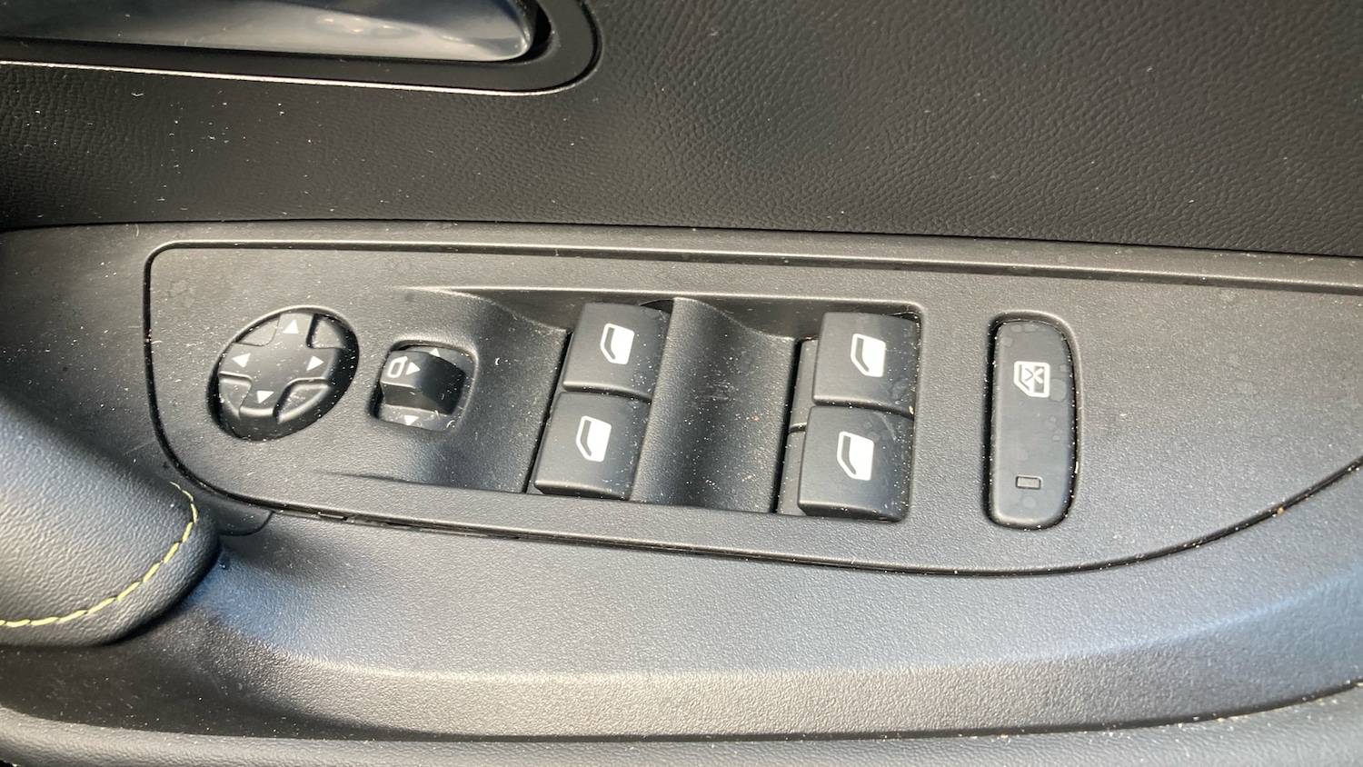 Used Peugeot 2008 2024 for sale - 76396817: Photo 26