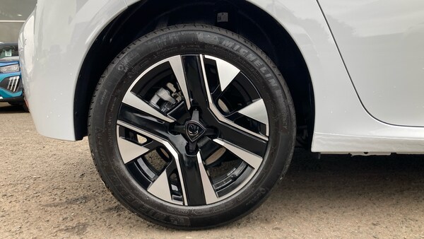 Used Peugeot 208 2025 for sale - 76220664: Photo 7