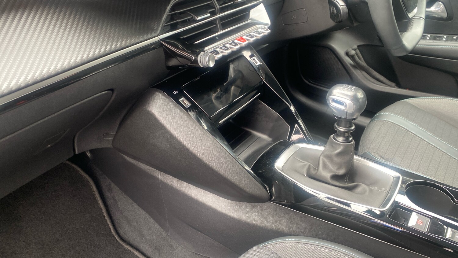 Used Peugeot 208 2022 for sale - 78106141: Photo 13