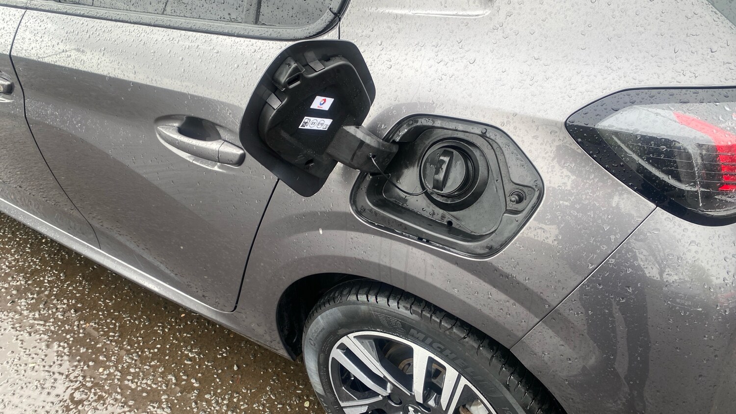 Used Peugeot 208 2022 for sale - 78106141: Photo 38