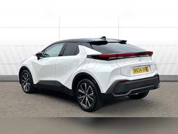 Used Toyota C-HR 2024 for sale - 75827543: Photo