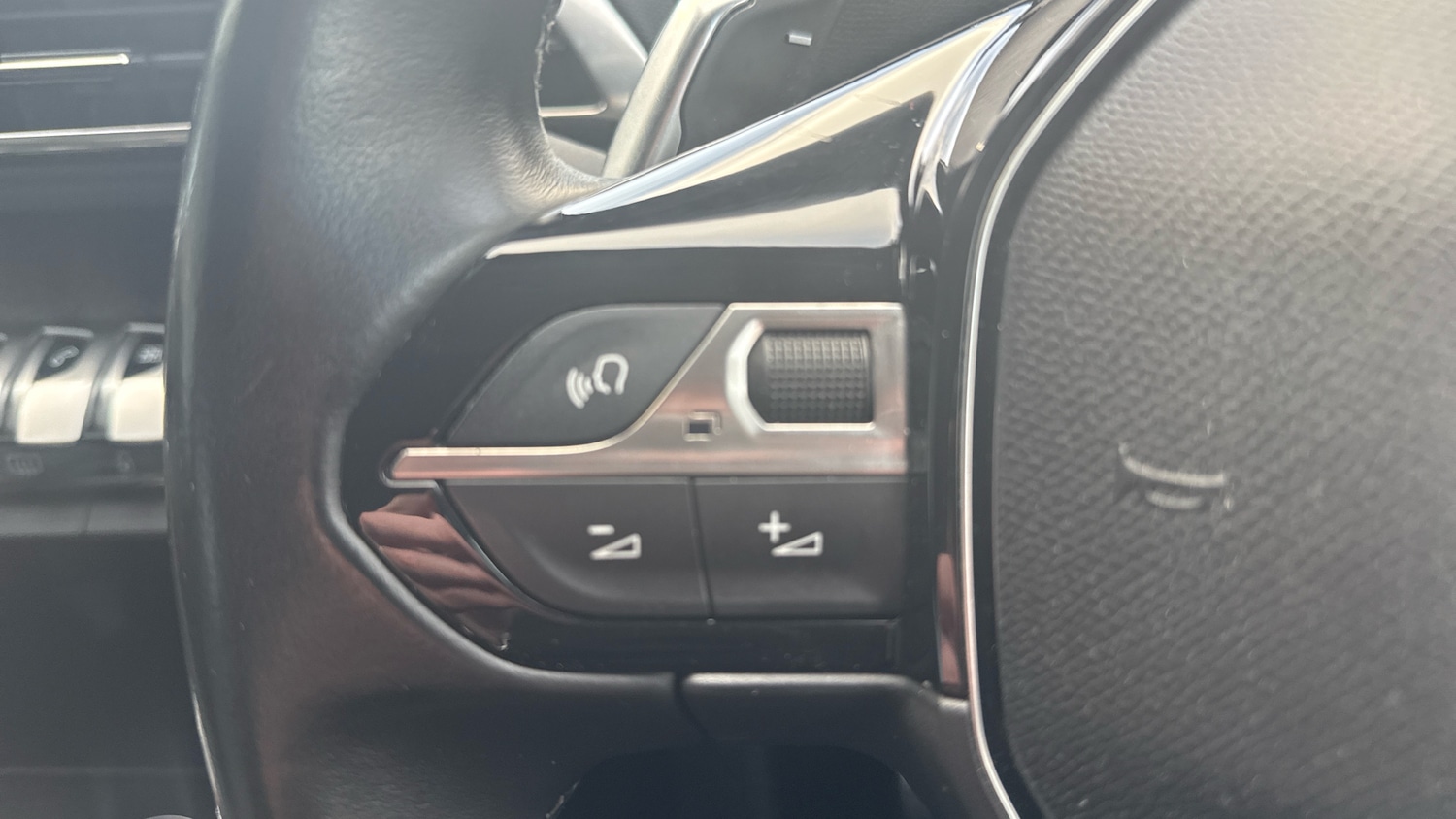 Used Peugeot 3008 2022 for sale - 76904831: Photo 28