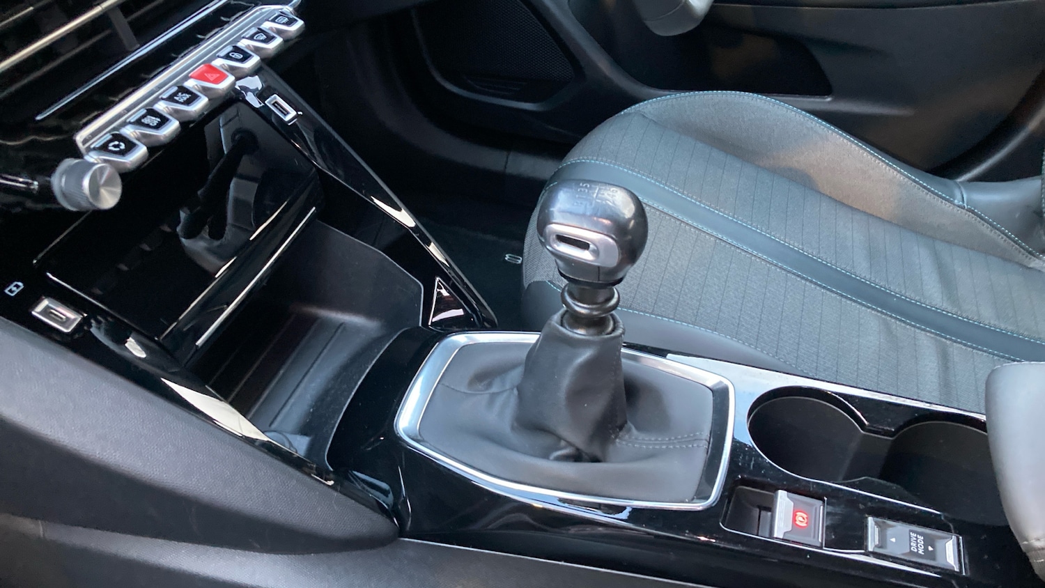 Used Peugeot 2008 2023 for sale - 77115798: Photo 13