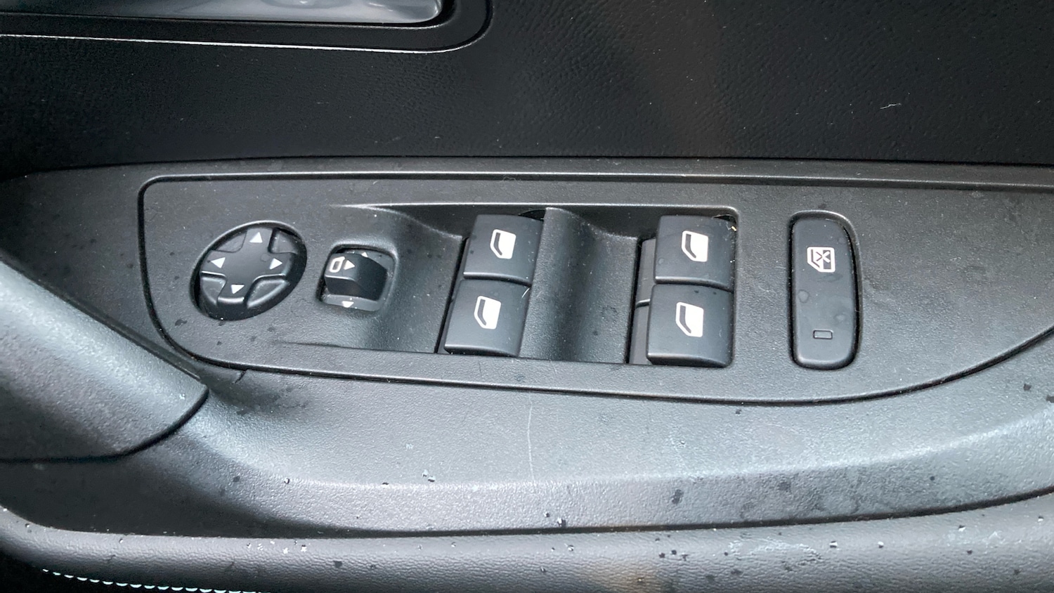 Used Peugeot 2008 2023 for sale - 77115798: Photo 30