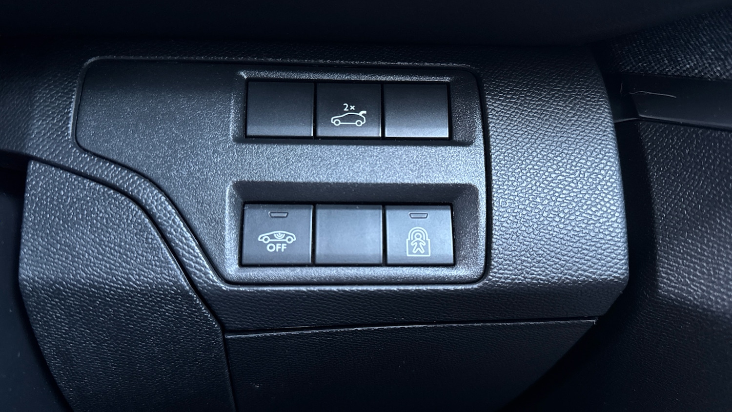 Used Peugeot 5008 2020 for sale - 77036659: Photo 25