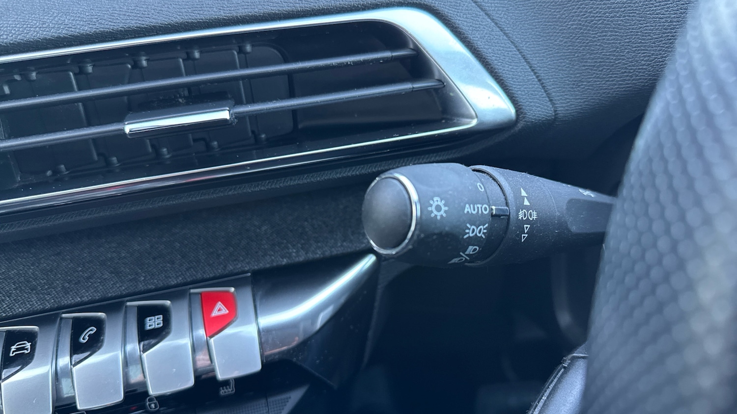 Used Peugeot 5008 2020 for sale - 77036659: Photo 26