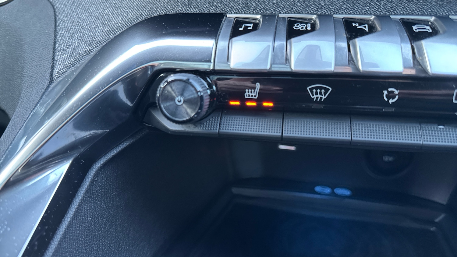 Used Peugeot 5008 2020 for sale - 77036659: Photo 36