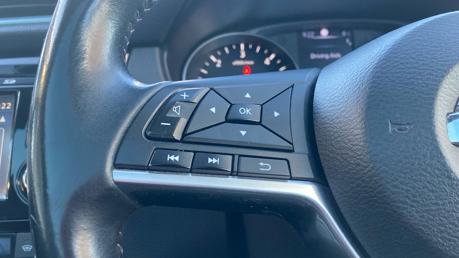 Used Nissan Qashqai 2018 for sale - 76486019: Photo 34