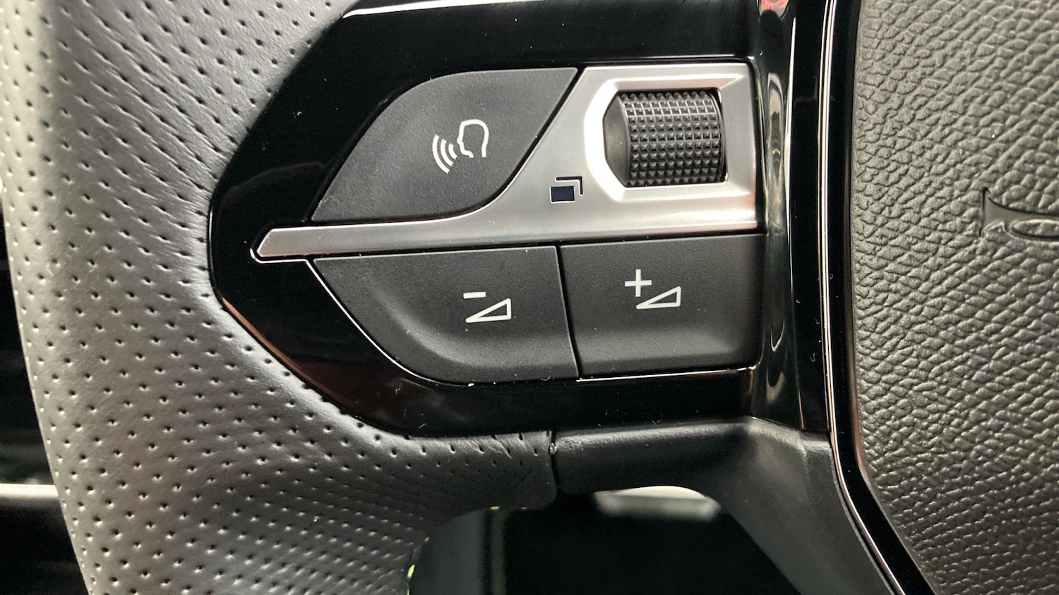 Used Peugeot 2008 2025 for sale - 76684004: Photo 26