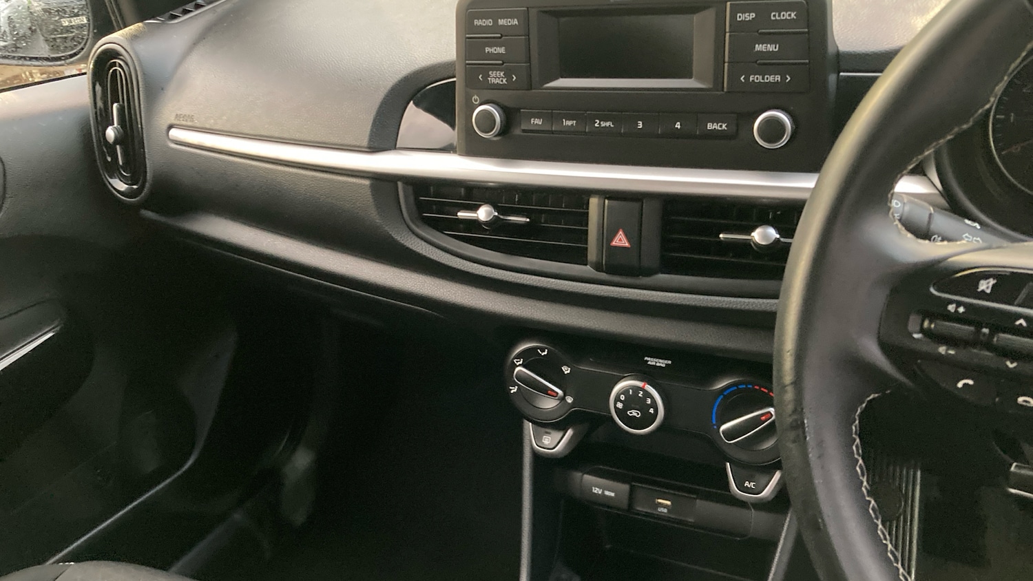 Used Kia Picanto 2022 for sale - 76415685: Photo 14