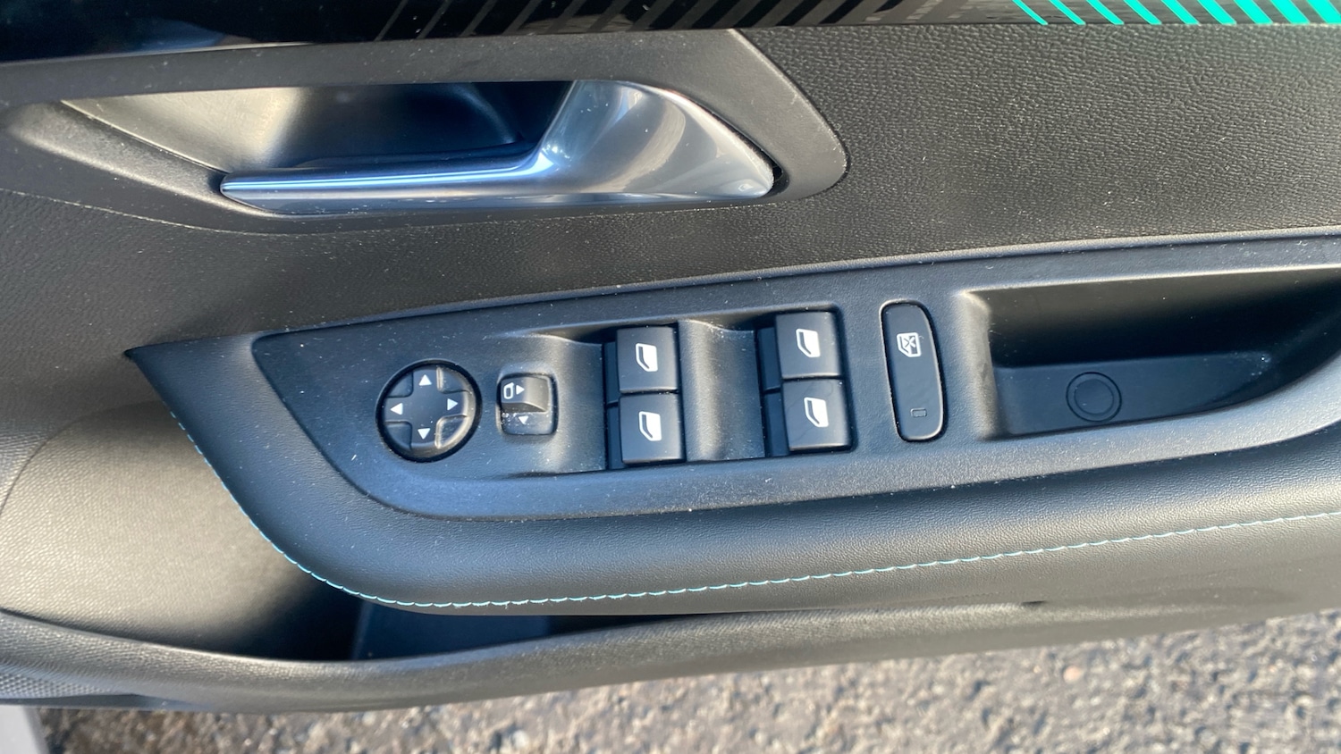 Used Peugeot 208 2022 for sale - 77380610: Photo 25