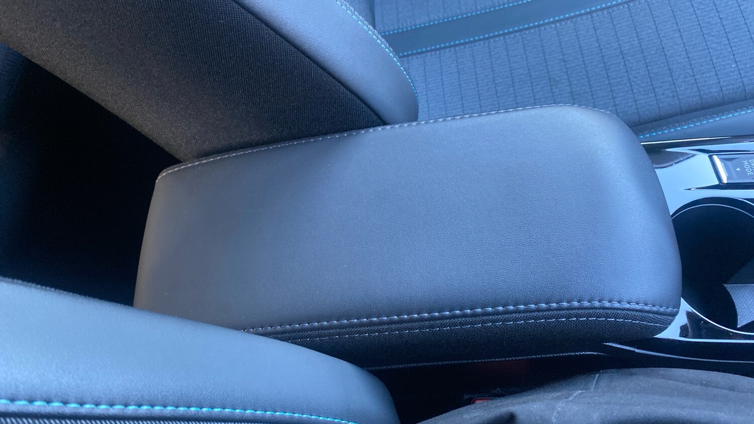 Used Peugeot 208 2022 for sale - 77380610: Photo 29