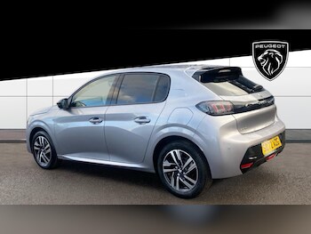 Used Peugeot 208 2022 for sale - 77380610: Photo