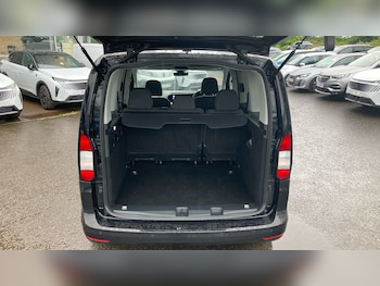 Used Ford Tourneo Connect 2023 for sale - 78970702: Photo
