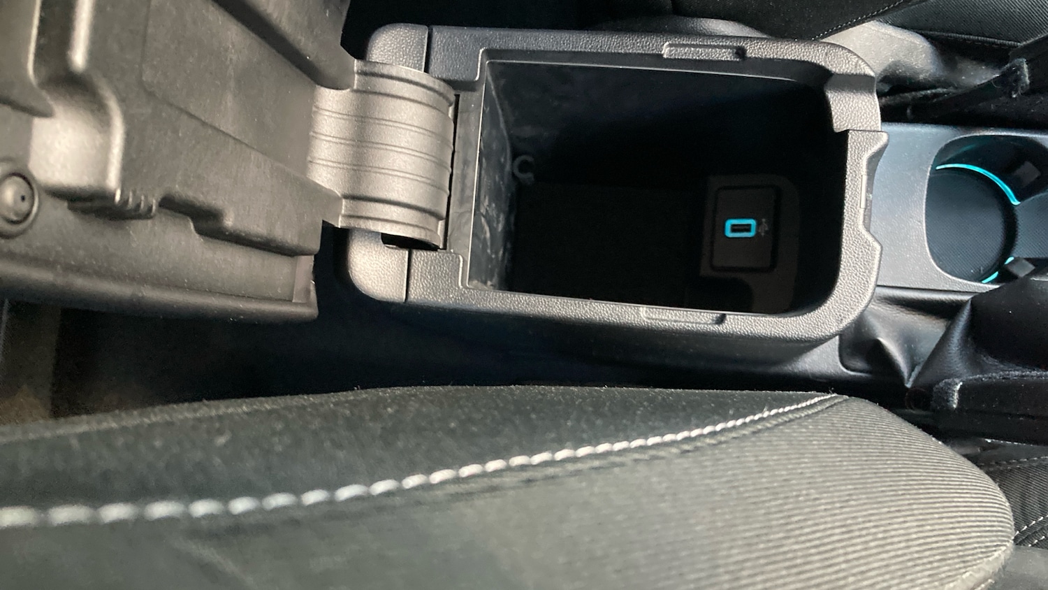 Used Ford Puma 2020 for sale - 76602166: Photo 42