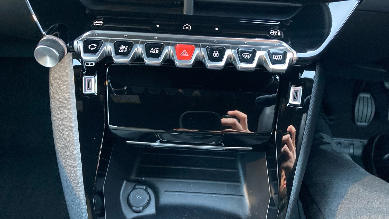 Used Peugeot 2008 2025 for sale - 76807427: Photo 35