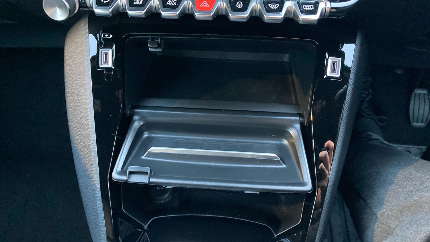 Used Peugeot 2008 2025 for sale - 76807427: Photo 36