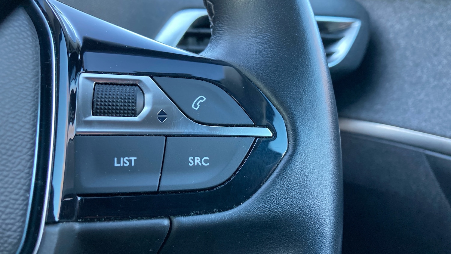 Used Peugeot 5008 2022 for sale - 76638560: Photo 36