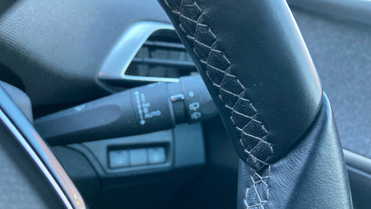 Used Peugeot 5008 2022 for sale - 76638560: Photo 40