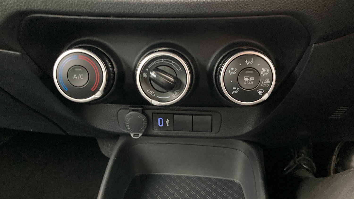 Used Toyota Aygo X 2024 for sale - 77034211: Photo 31