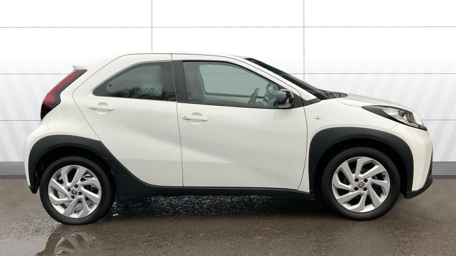 Used Toyota Aygo X 2024 for sale - 77034211: Photo 5