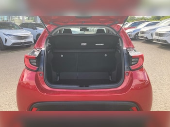 Used Toyota Yaris 2023 for sale - 78926336: Photo