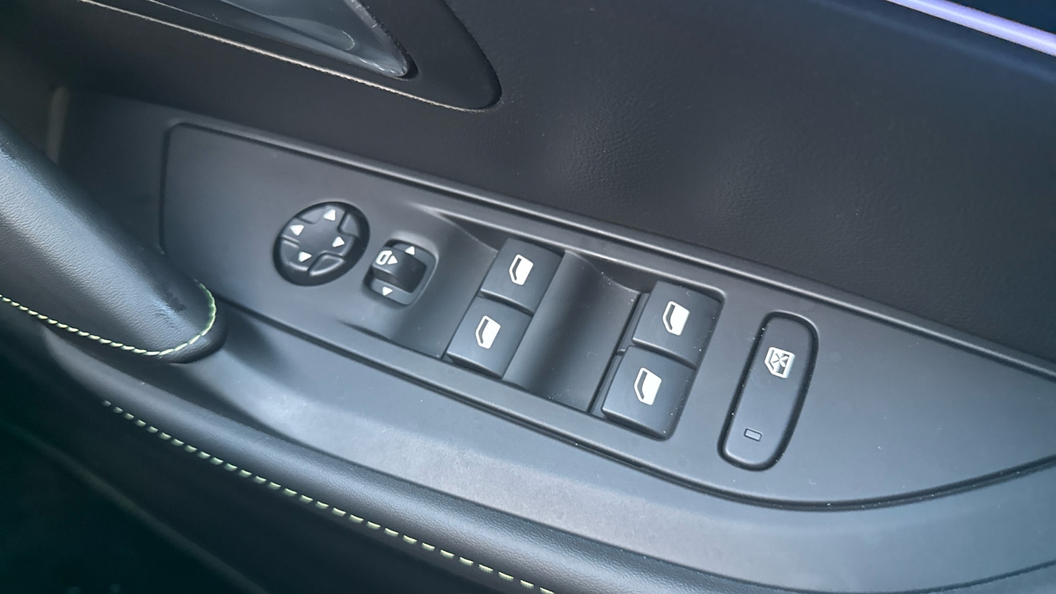 Used Peugeot 208 2022 for sale - 76877767: Photo 21