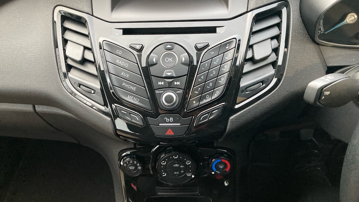 Used Ford Fiesta 2017 for sale - 77023356: Photo 29