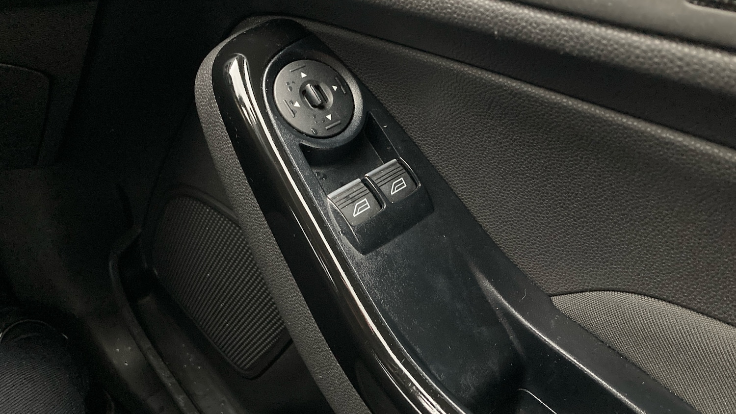 Used Ford Fiesta 2017 for sale - 77023356: Photo 31