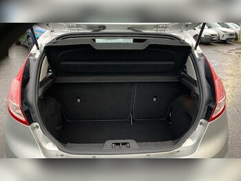 Used Ford Fiesta 2017 for sale - 77023356: Photo