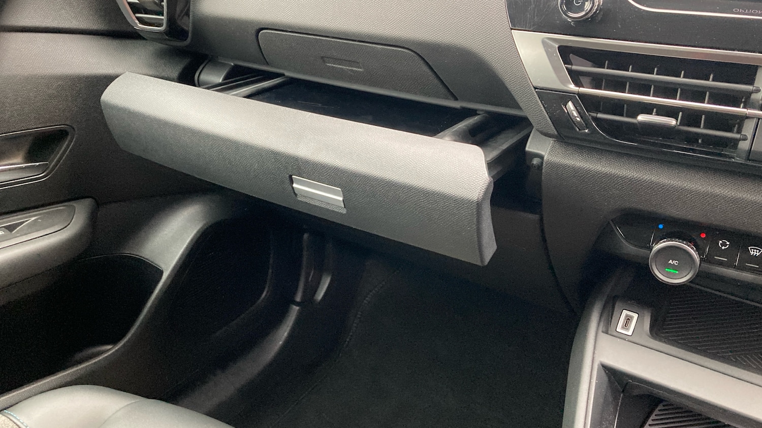 Used Citroen C4 2021 for sale - 76497163: Photo 35