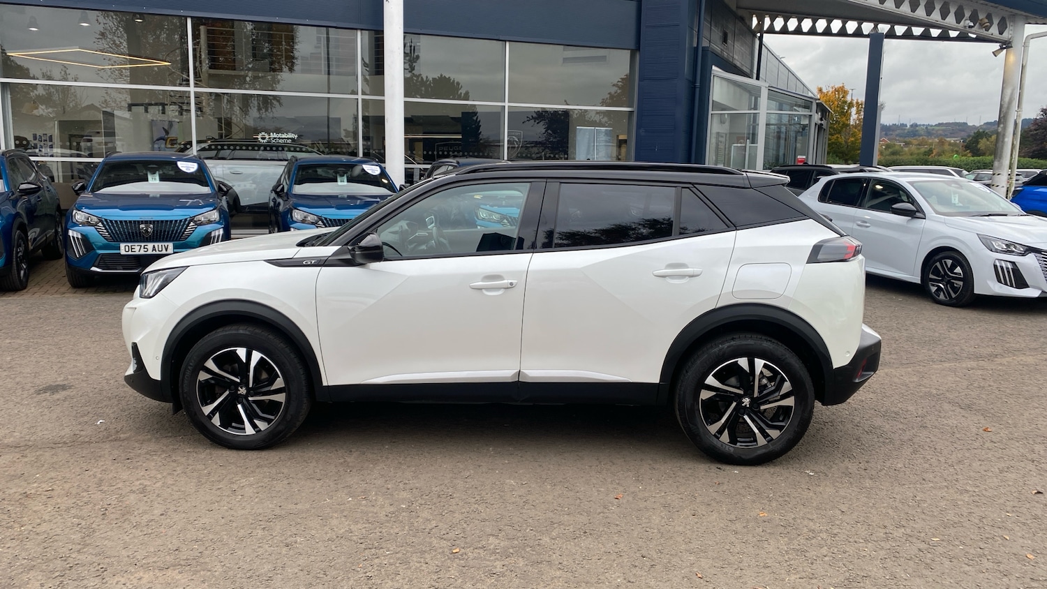 Used Peugeot 2008 2022 for sale - 76299716: Photo 27