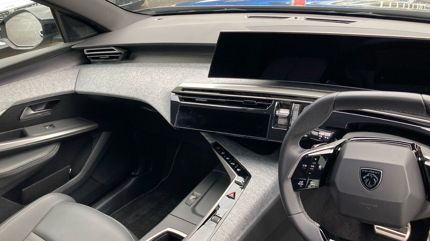 Used Peugeot 5008 2025 for sale - 76299709: Photo 14