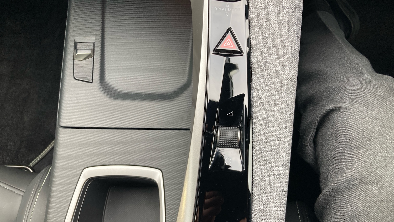 Used Peugeot 5008 2025 for sale - 76299709: Photo 36