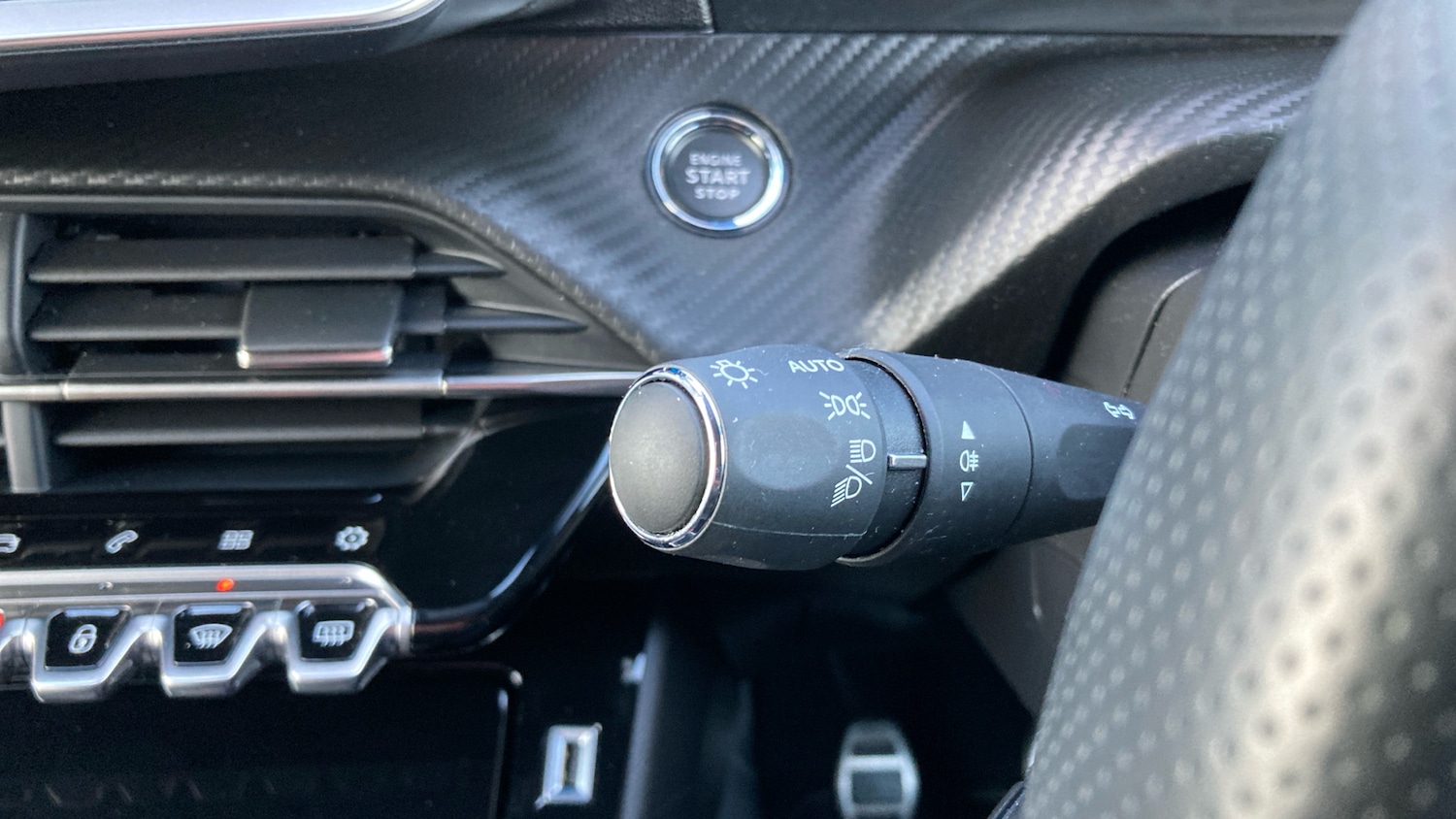 Used Peugeot 208 2023 for sale - 77129428: Photo 35