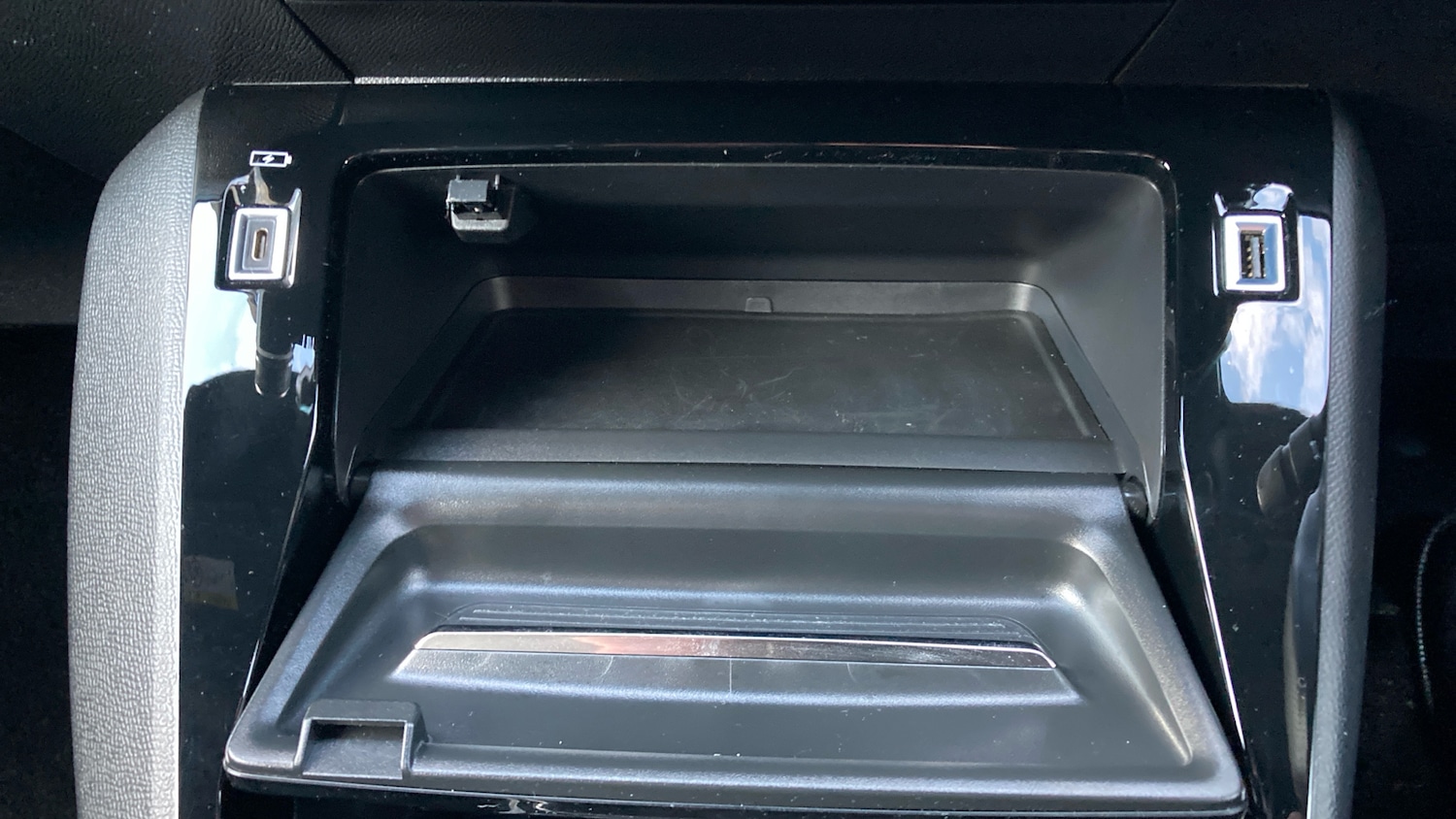 Used Peugeot 208 2023 for sale - 77129428: Photo 37