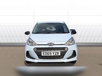 Used Hyundai i10 2019 for sale - 79297068: Photo