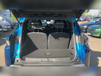 Used Peugeot 5008 2024 for sale - 78981240: Photo