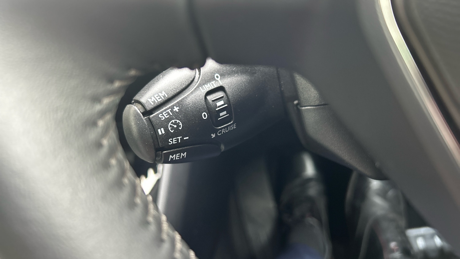 Used Peugeot 208 2023 for sale - 77325988: Photo 40