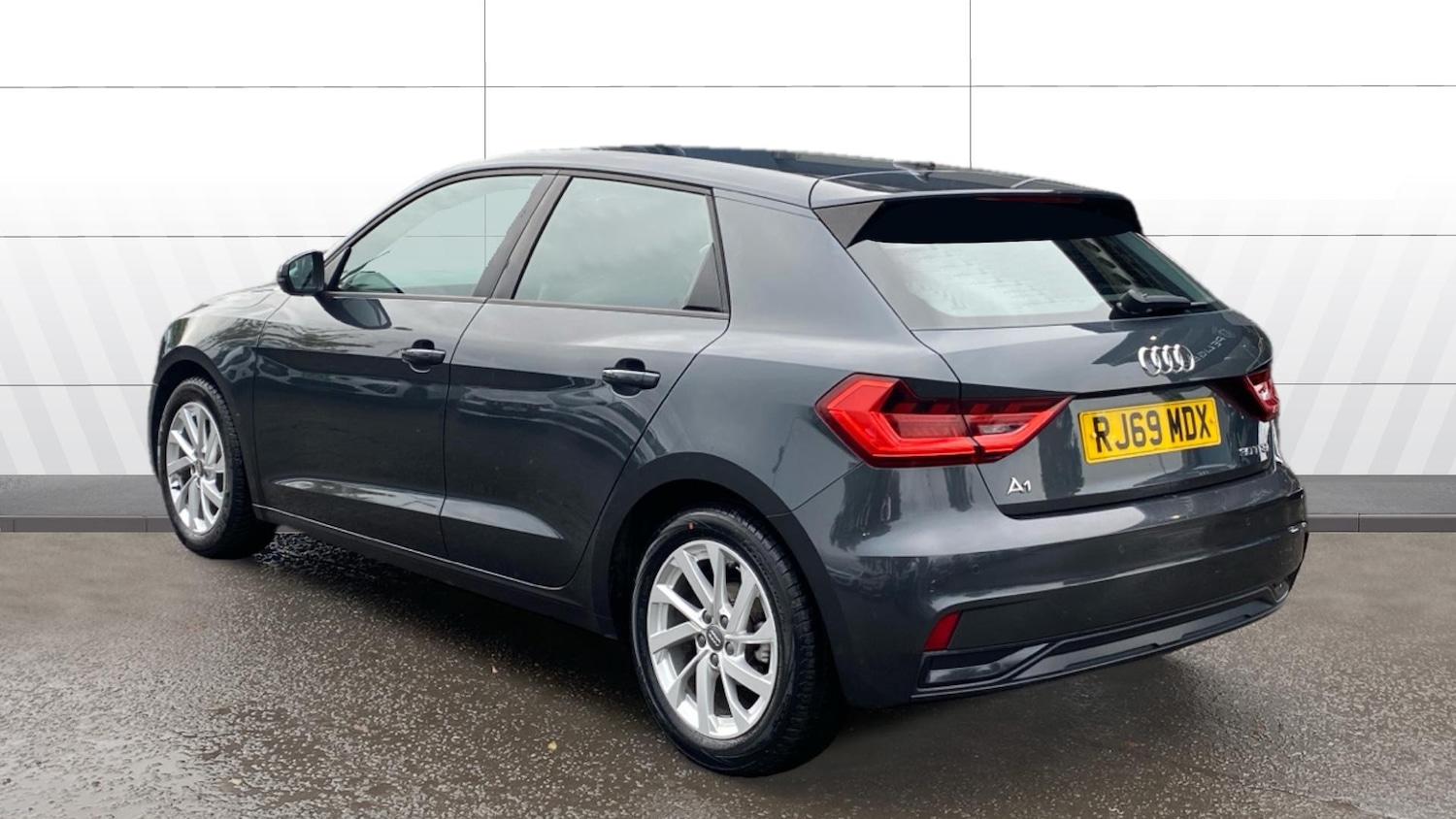 Used Audi A1 2019 for sale - 76156512: Photo 2