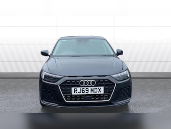 Used Audi A1 2019 for sale - 76156512: Photo
