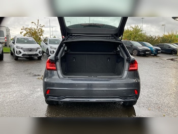 Used Audi A1 2019 for sale - 76156512: Photo