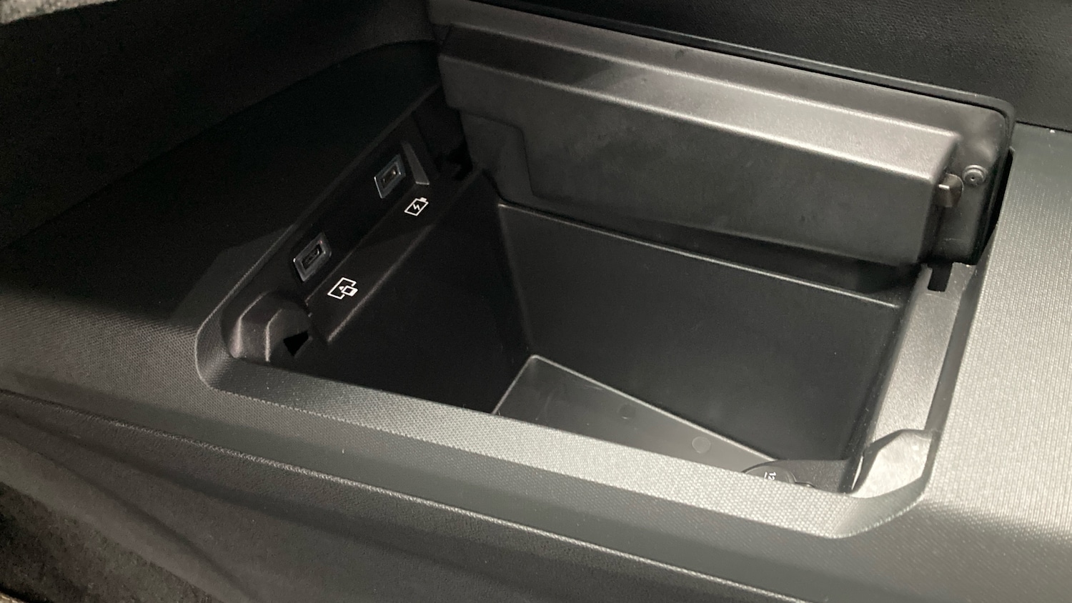 Used Peugeot 5008 2025 for sale - 77061323: Photo 30